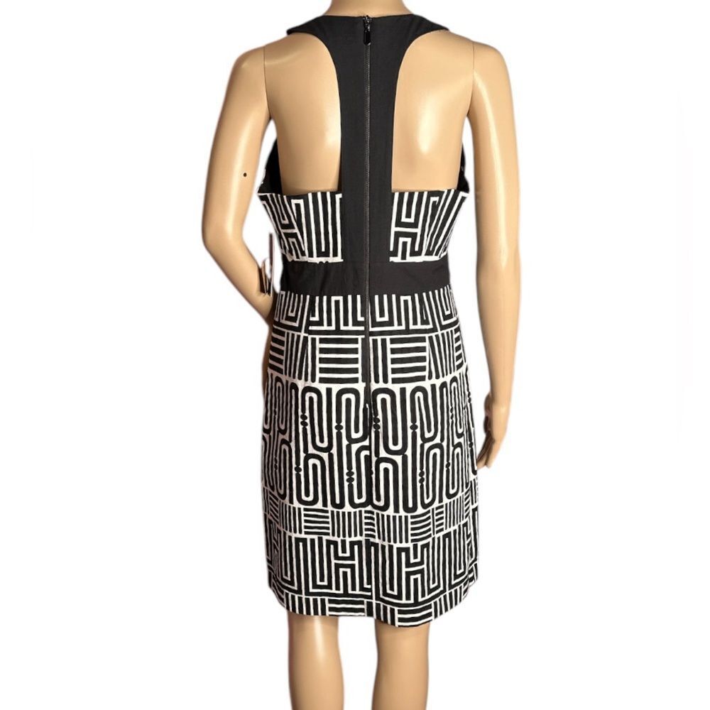 Laundry by Shelli Segal NWT Size 8 - Picture 2 of 5
